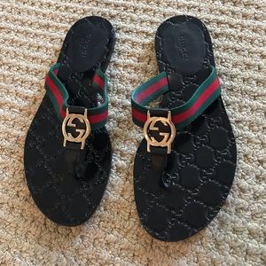 GG thong size 35